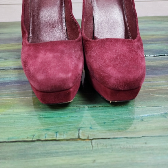 Gucci Suede Pumps - Picture 3 of 8